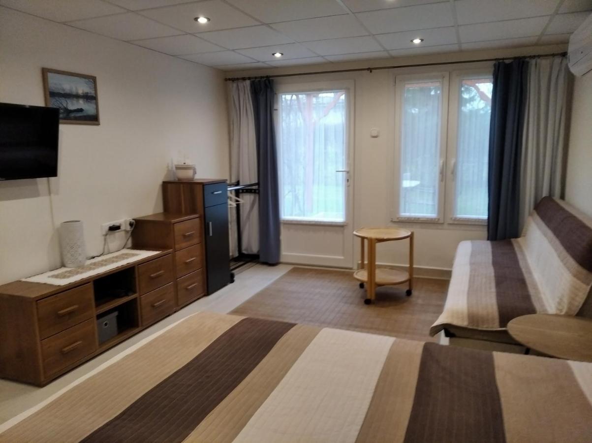 Golya Vendeghaz Appartement Tiszaug Buitenkant foto